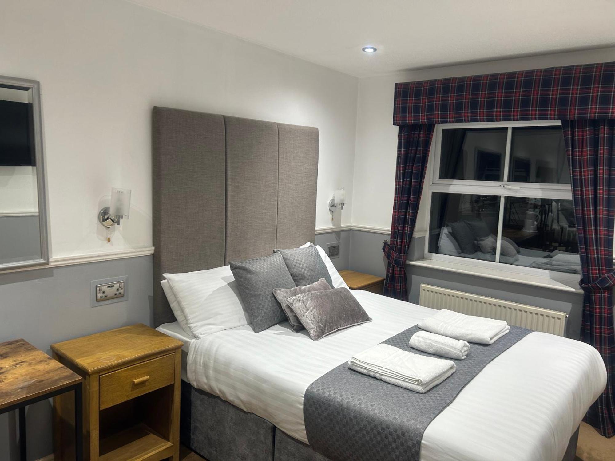 Arden Guest House B&B - Nec Birmingham - Birmingham Airport Bickenhill Bagian luar foto