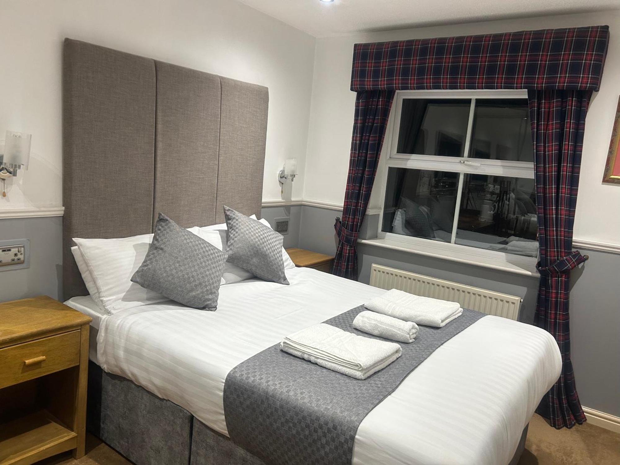 Arden Guest House B&B - Nec Birmingham - Birmingham Airport Bickenhill Bagian luar foto