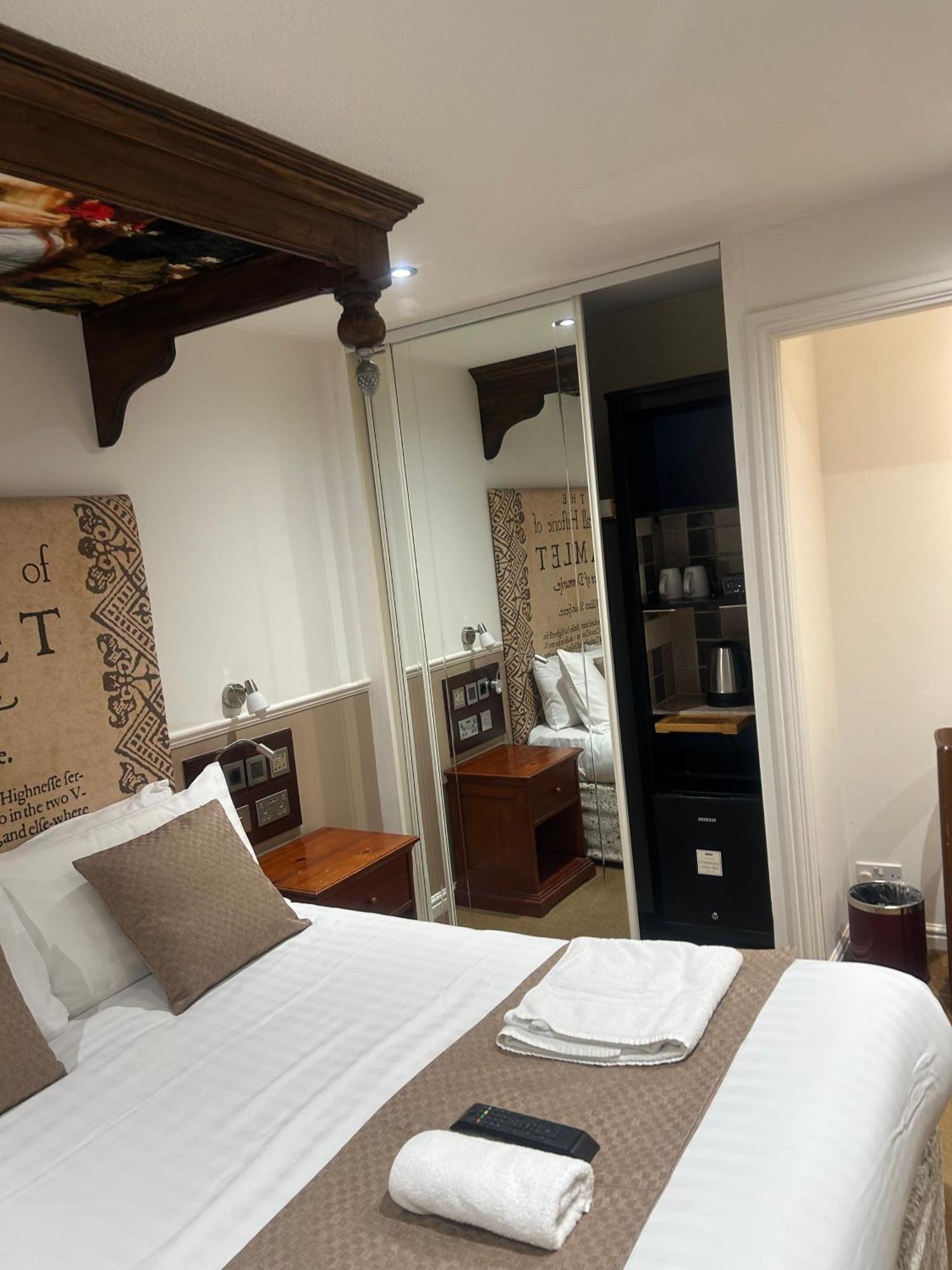 Arden Guest House B&B - Nec Birmingham - Birmingham Airport Bickenhill Bagian luar foto