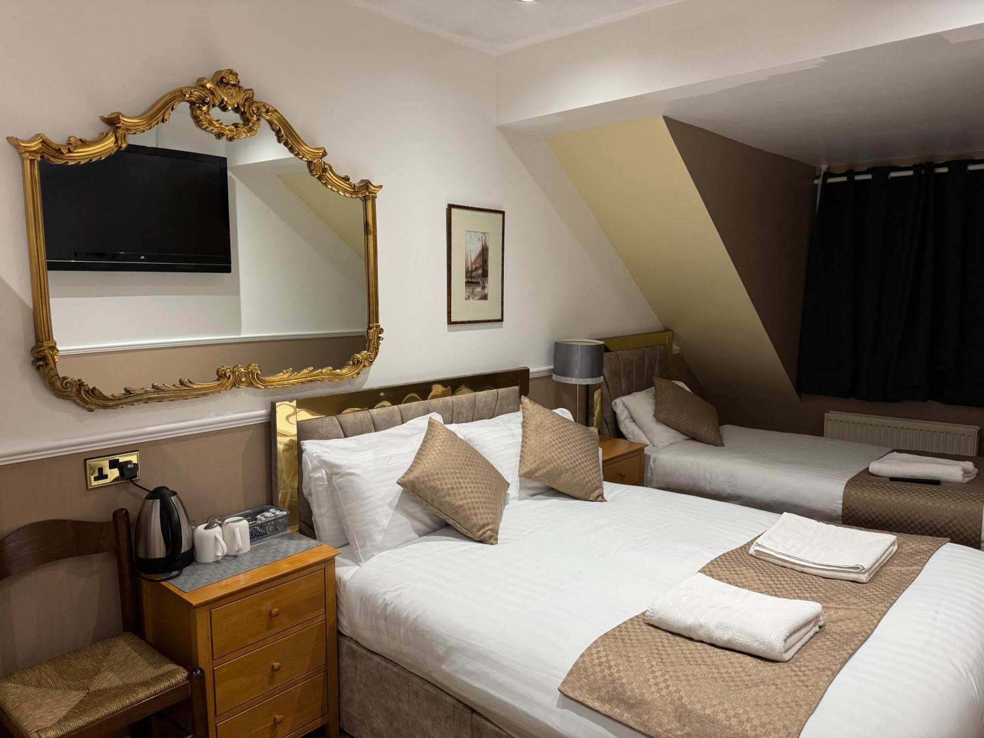 Arden Guest House B&B - Nec Birmingham - Birmingham Airport Bickenhill Bagian luar foto